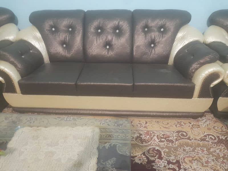 Sofa set 0