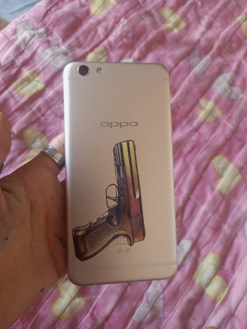 Oppo R9s plus model 1