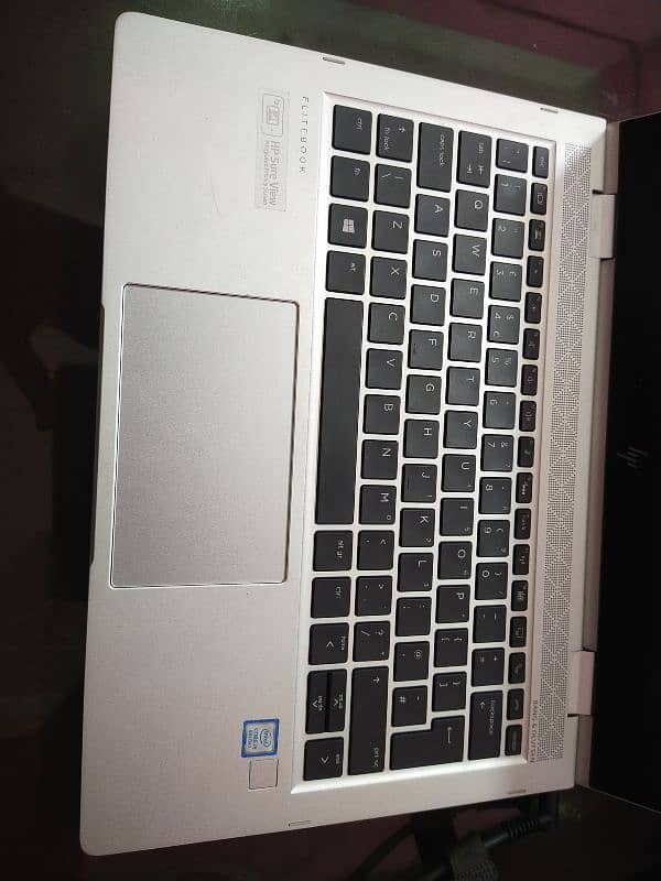 HP LAPTOP EliteBook  TOUCH SCREEN With 360 rotation model 830 G6 2