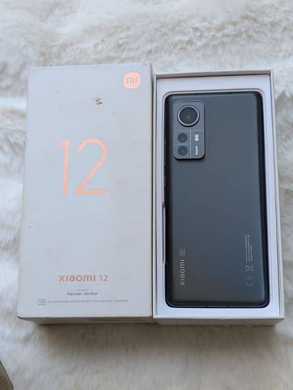 Xiaomi 12 official Pta dual sim 12/256 snapdragon 8 Gen 1 full box 2