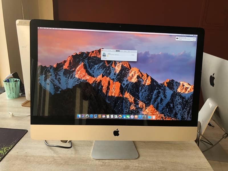 iMac 2019 21.5 inch core i3 8gb,1TB hdd 1