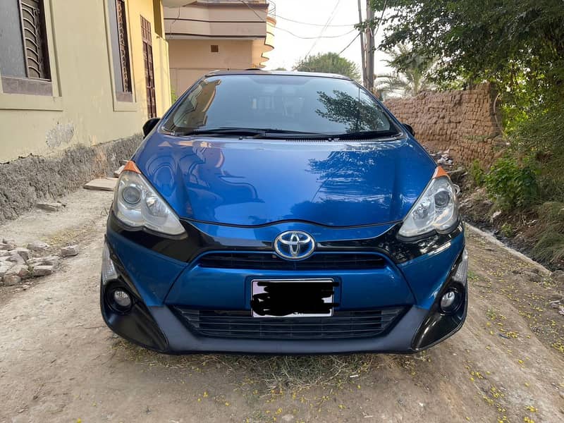 Toyota Aqua S 2015 4