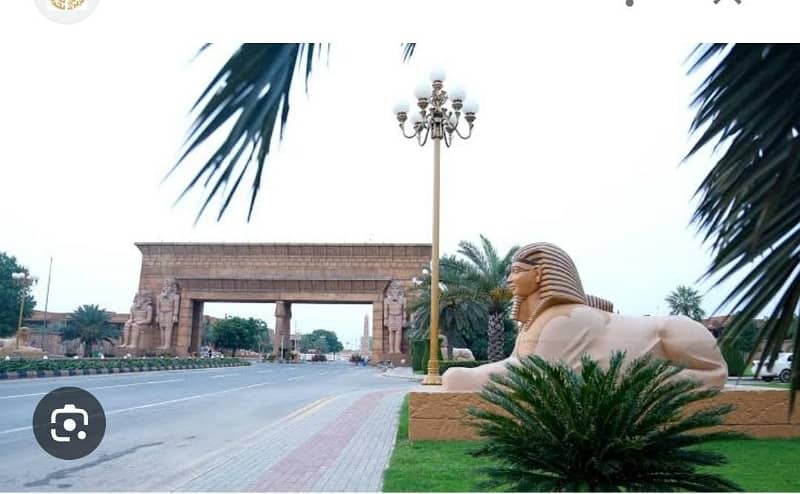 ideal location 10 Marla residential plot available for sale Tauheed block bahria town Lahore 0