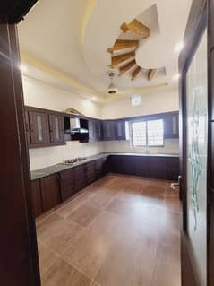 10 Marla House available for sale Jasmine block bahria town Lahore 0