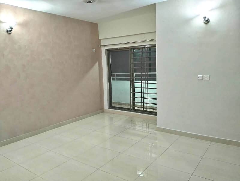 10 Marla Brand New 8th Floor View Open Flat For Rent In Sector-F Askari 10 10