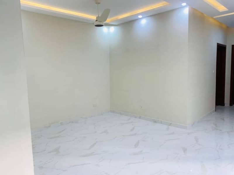 15 Marla Beautiful Brig House For Sale in Askari-10 14