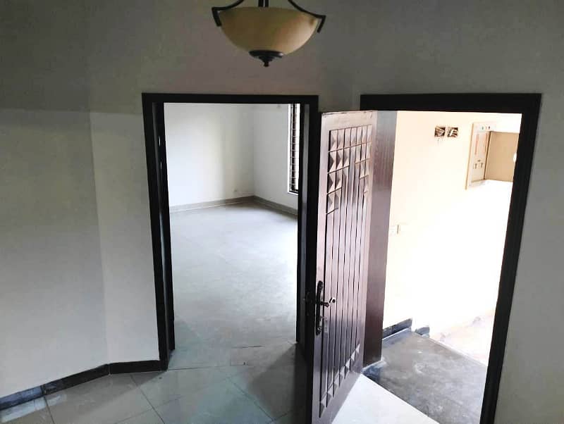 17 Marla Brig House For Sale Near To Park In Askari-10 Sector-F 1