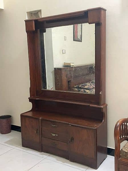 Dressing table 1