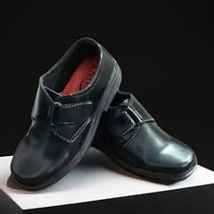 school shoes Whole Sale Dealer