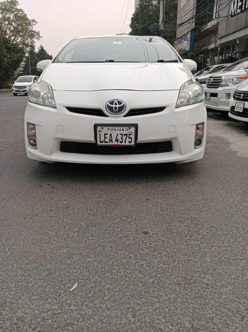 Toyota Prius 2011 14