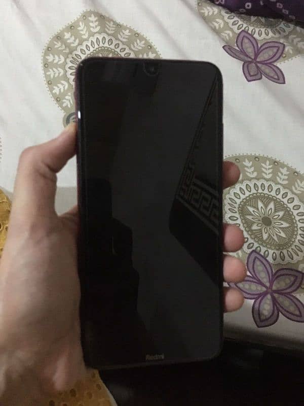 Redmi 8 One hand use only good condition fast speed 5