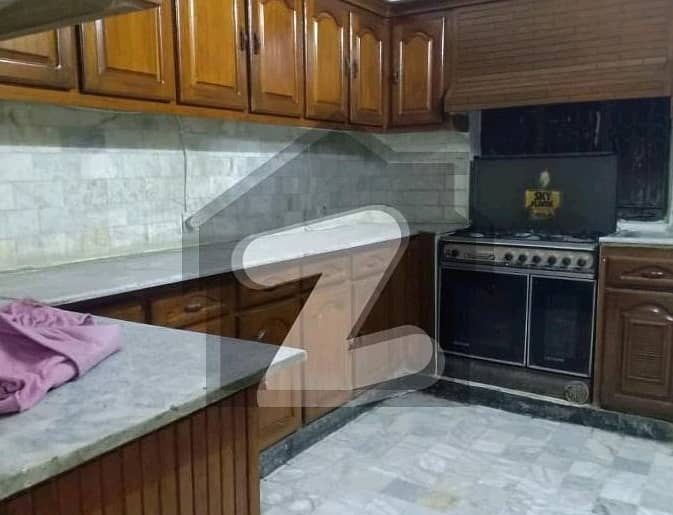 Full House Available For Rent In I-8/2 Islamabad 4