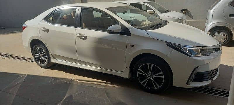 Toyota Corolla Altis 2020 6