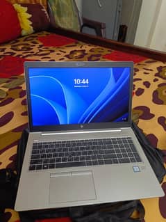 hp elite book important laptop blkul new condition mai hai i7 8th gent 0