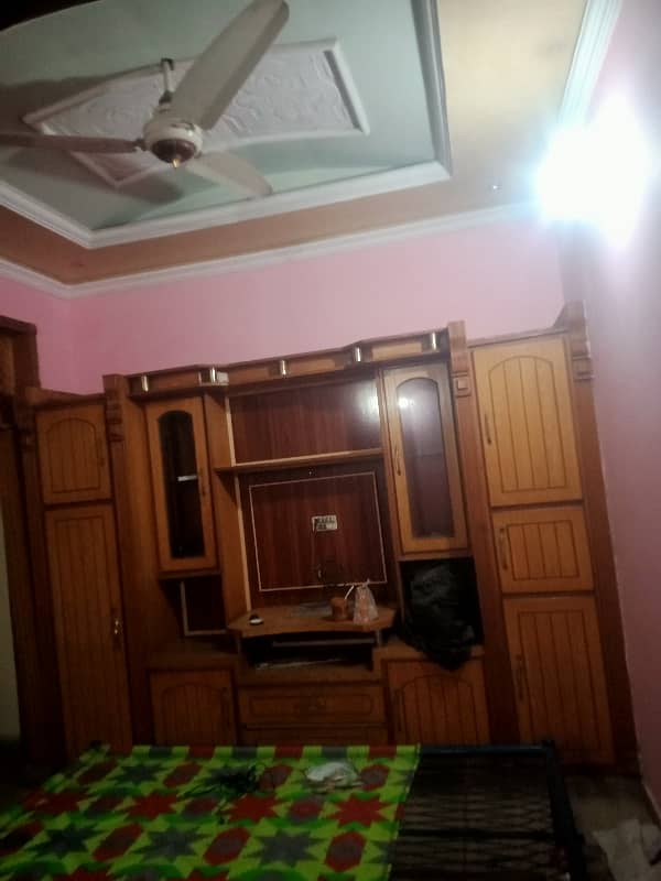 3.5 Marla Double story house for rent in sabzazar scheme Vvvvip Location Fori Rabta keray 0