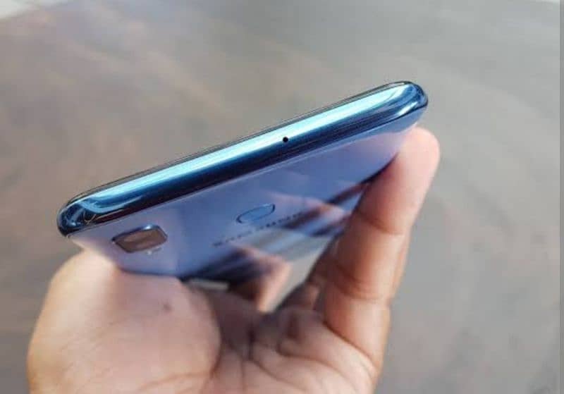 Samsung galaxy A30 3