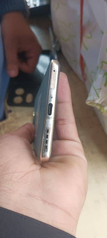 condition 10/10 New phone just 3 months use 4