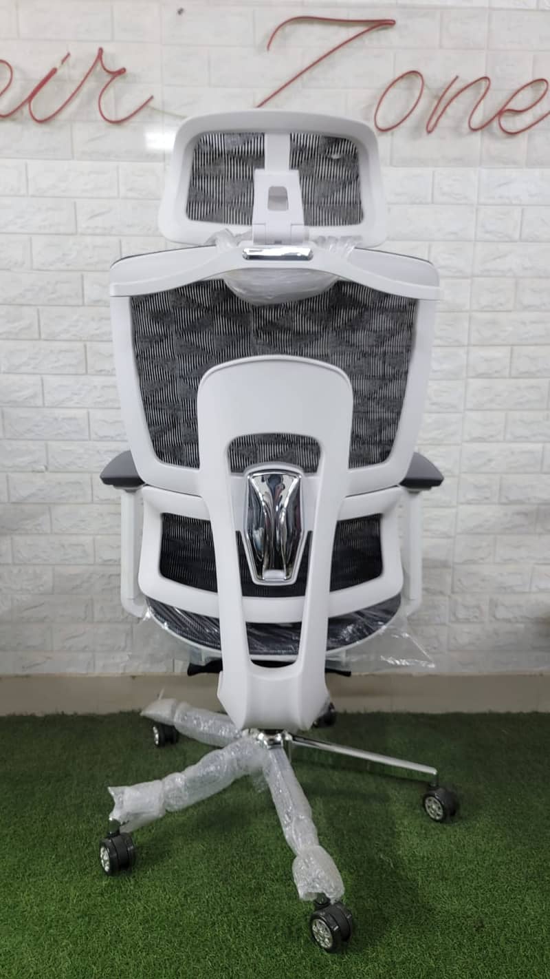 Chair / Executive chair / Office Chair / Chairs for sale in karachi 3