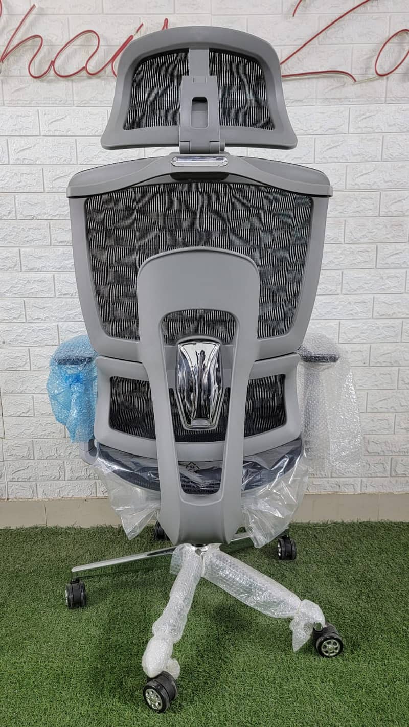 Chair / Executive chair / Office Chair / Chairs for sale in karachi 12