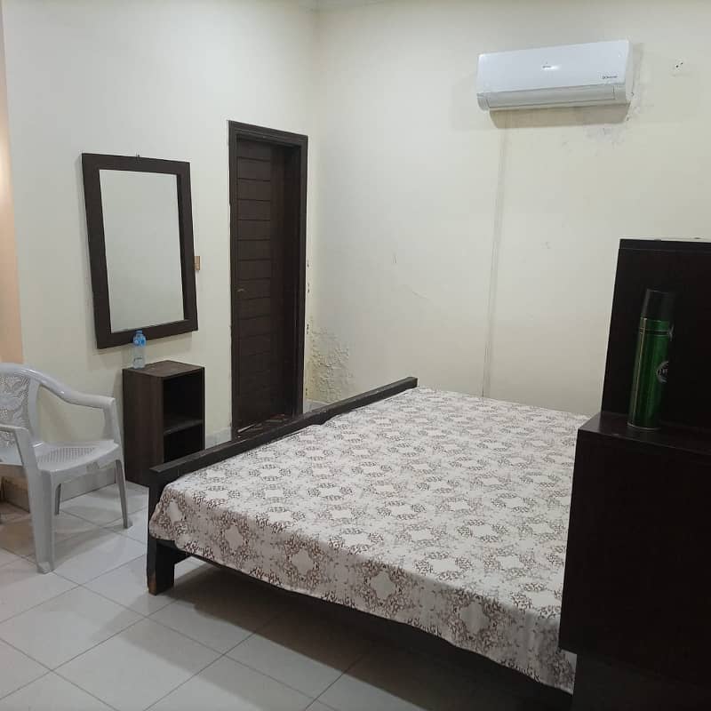 6.25 Marla Luxurious Fully Furnished House in Bahria Homes, Bahria Town, Lahore! 10