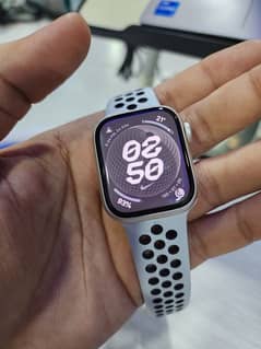 Apple Watch Series 7 41mm Nike Edition GPS