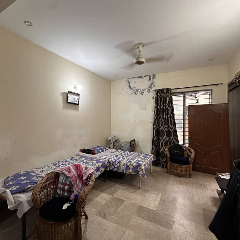 5 Marla House Used House Available For Sale In Johar Town Prime Location 3