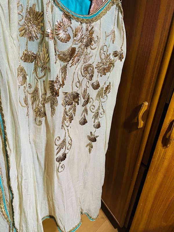 Title: “Beautiful Pre-Owned Wedding Dresses – Worn Only Once” 5