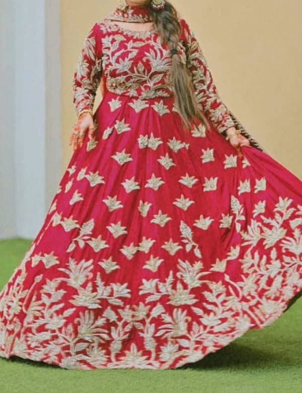 Red barat lahnga dress for bridals 0