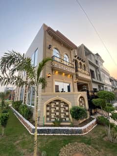 5 MARLA CORNER HOUSE IN PARK VIEW CITY LAHORE NEAR TO THOKAR NIAZ BAIG 0