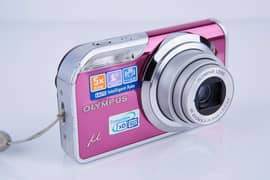 With ORIGINAL XD - 2. GB Memory Card - OLYMPUS DIGITAL CAMERA 0