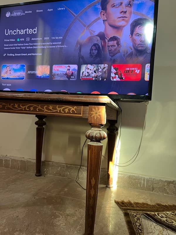 Sony Bravia FULL HD LED TV 40 Inch With table and wall mount 3