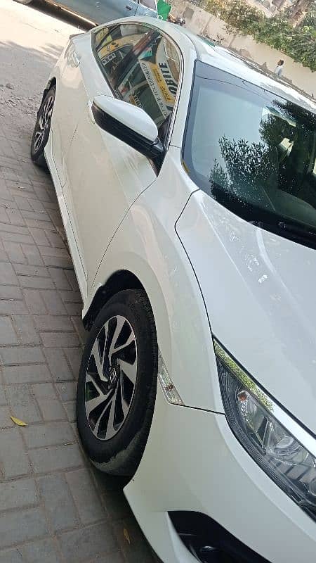 Honda Civic Oriel 2019 4