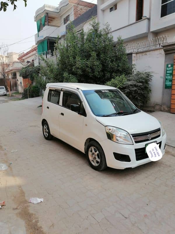 Suzuki Wagon R 2015 4