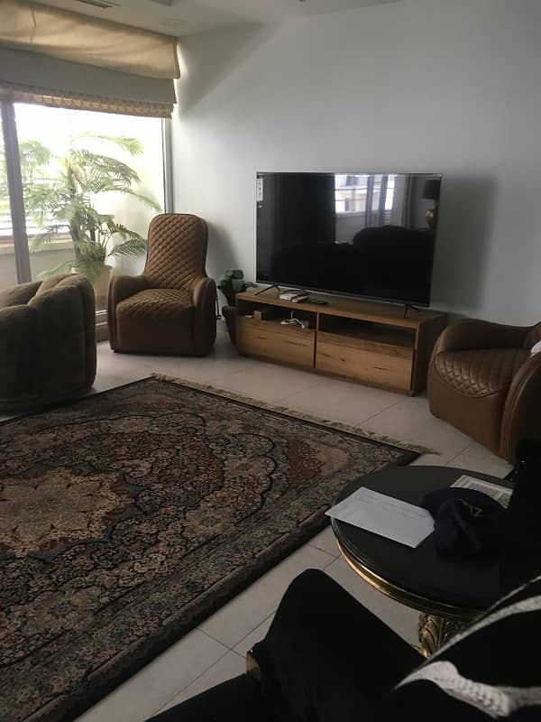 2 Bed Penta Square Mall Furnished Appartment Available For Rent DHA Phase 5 4