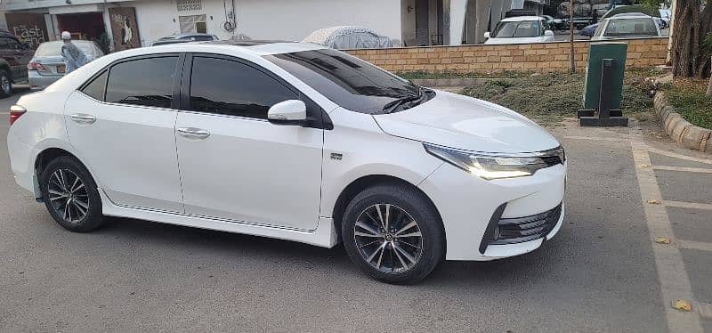 Toyota Altis Grande 2017 5