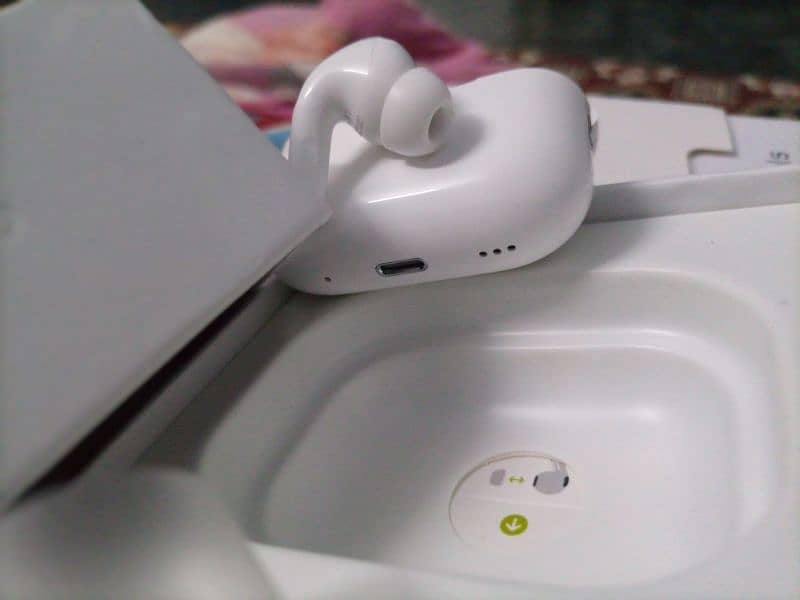 apple airbuds pro 2ñd generation 2