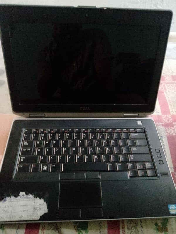 Dell laptop 0