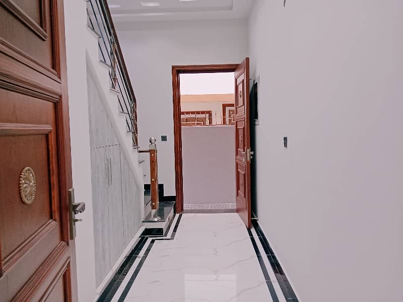 1 Kanal Brand New Dubble storey house available for sale in NfC phase 1 college Road Lahore 25