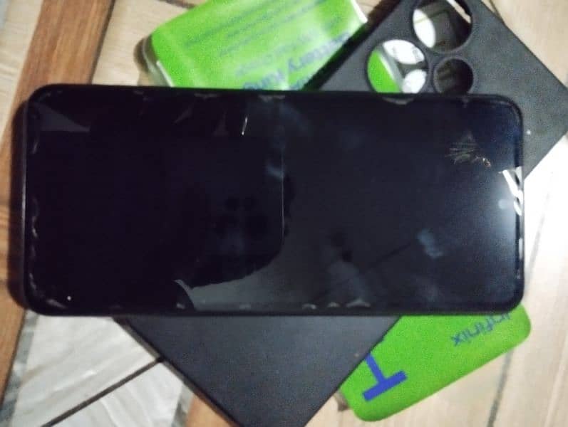 Infinix Hot 30 Play (SEALED) (6000MAH) 4