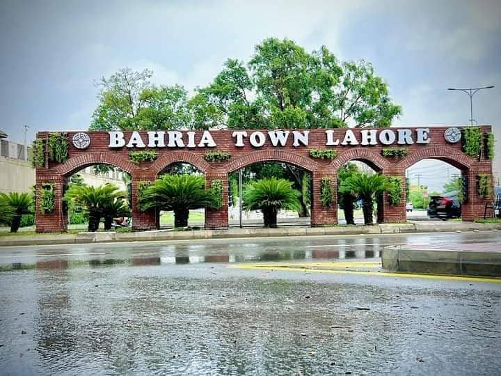 12.44 Corner plot in GVR 1 Is available for Sale in Bahria Town Lahore Top Location 6