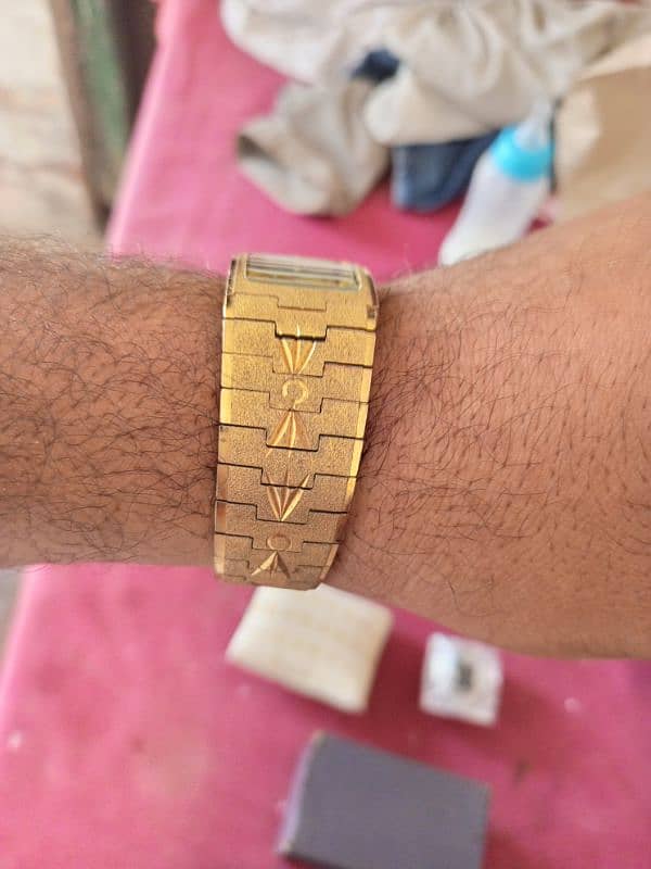 Fttron watch gold plated 2