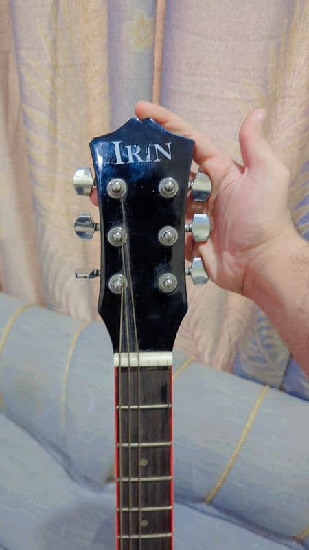 IRIN Guitar 3