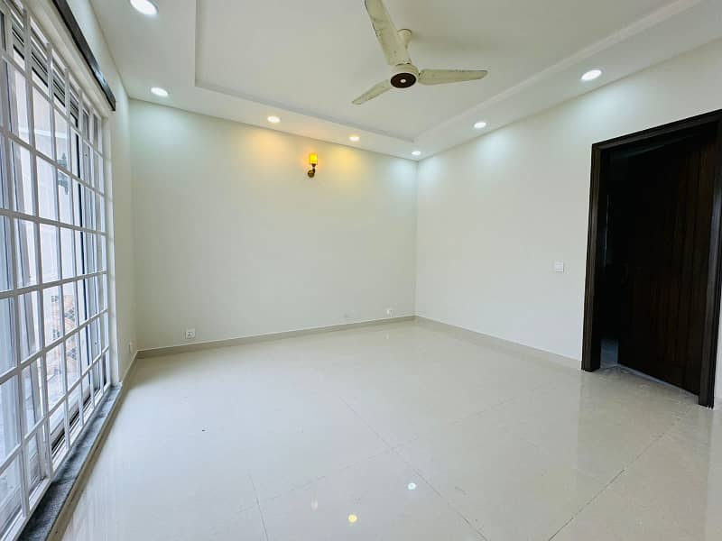 10 Marla Alluring Upper Portion On Top Location For Rent In DHA Phase 6 Lahore 1