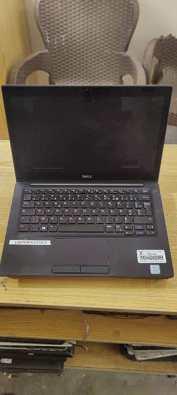 Dell latitude E7280 i5/7th generation 8/256 SSD 0