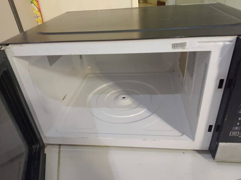 Dawlance Microwave Oven For Sale 2