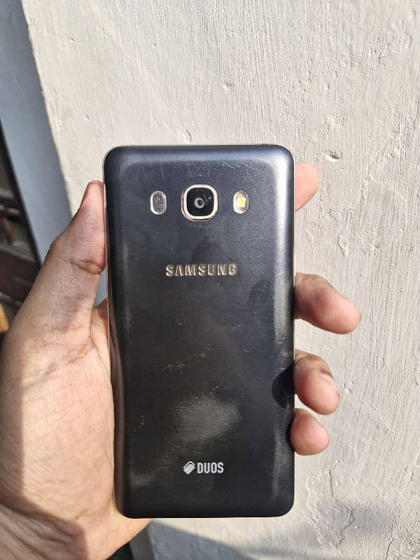 samsung j5 2016 with box 1