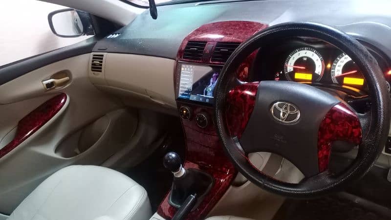 Toyota Corolla Altis 2012 10