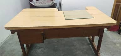 Computer / Office Table 0