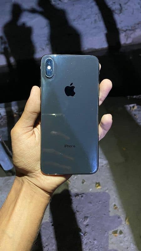 iPhone Xs Max Non-PTA 1