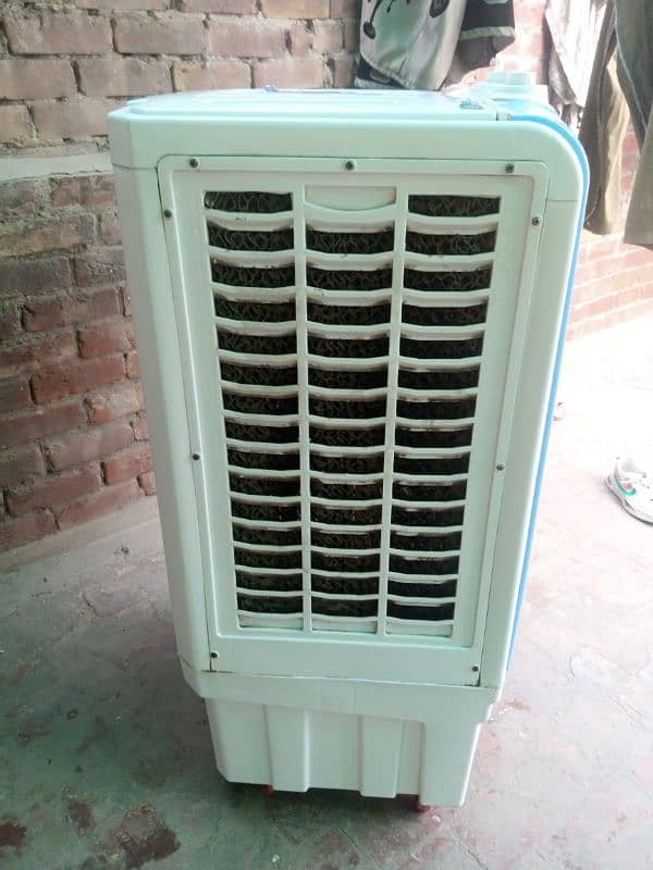 Sapphire air cooler medium size contact 03000867766 2